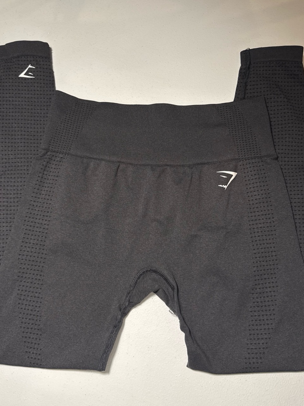 Gymshark Black Seamless High-Rise leggings with Logo